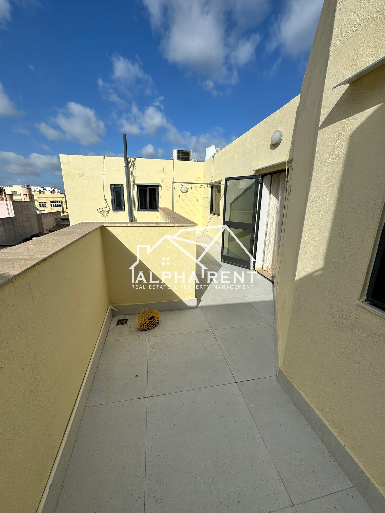 Residential Rent Penthouses in South - 4